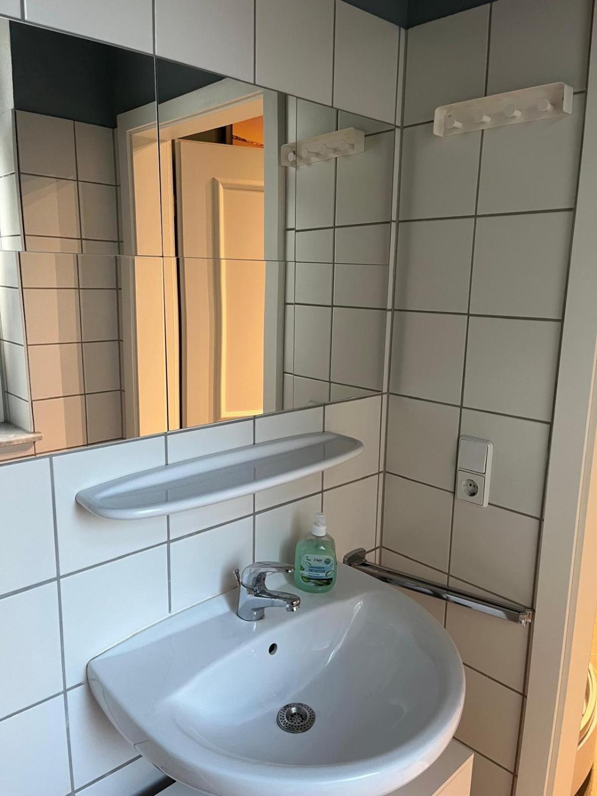 Ferienwohnung Muller'S Residenz - Self Check In Zwickau Exterior foto